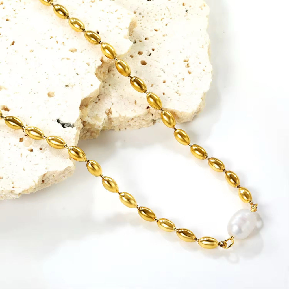 Bracelets & Colliers